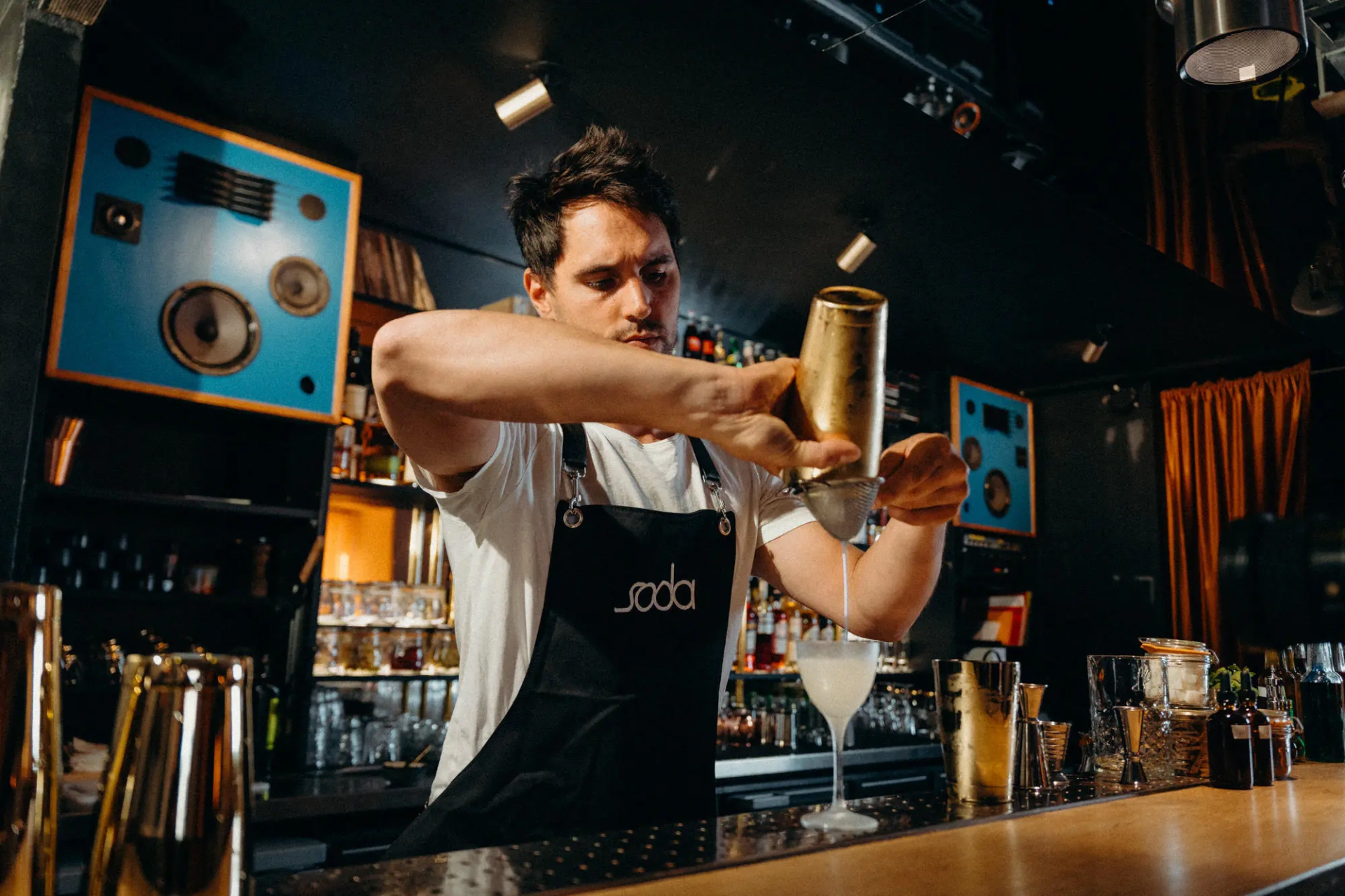 Détente entre amis au Soda Bar – L’adresse festive du 1er arrondissement