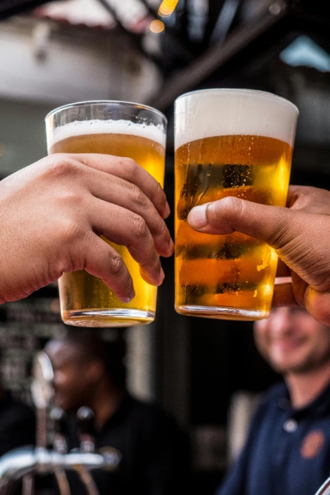 Oktoberfest 2025 à Lyon : où trinquer, où danser et comment vivre la fête de la bière comme un vrai Bavarois